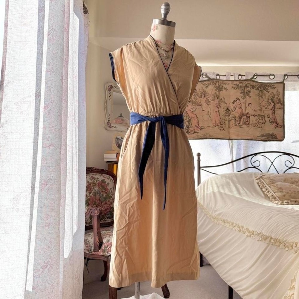 50s tan a line dress navy blue belt vintage size xs